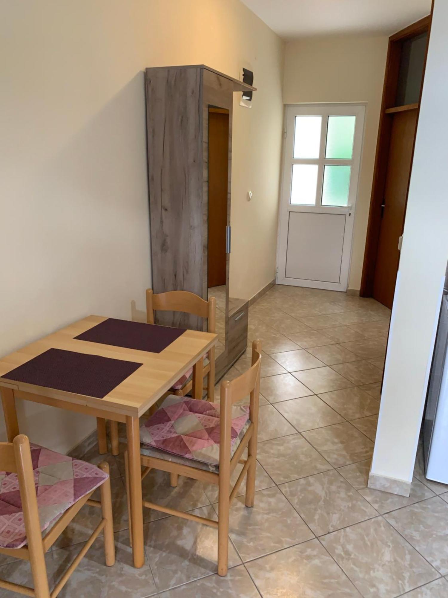 Apartments Villa Radonic ドンジ・モリンジ エクステリア 写真