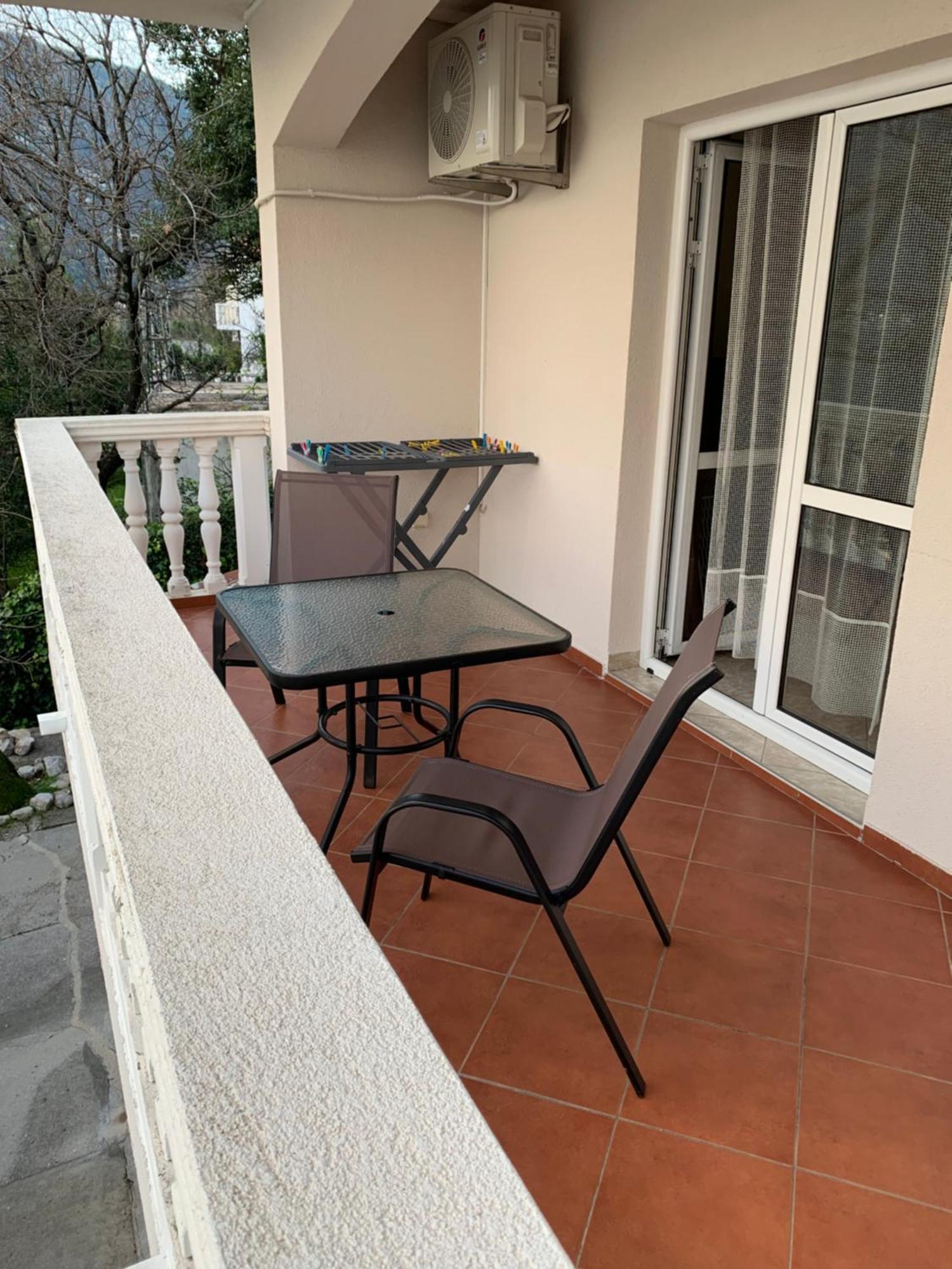 Apartments Villa Radonic ドンジ・モリンジ エクステリア 写真